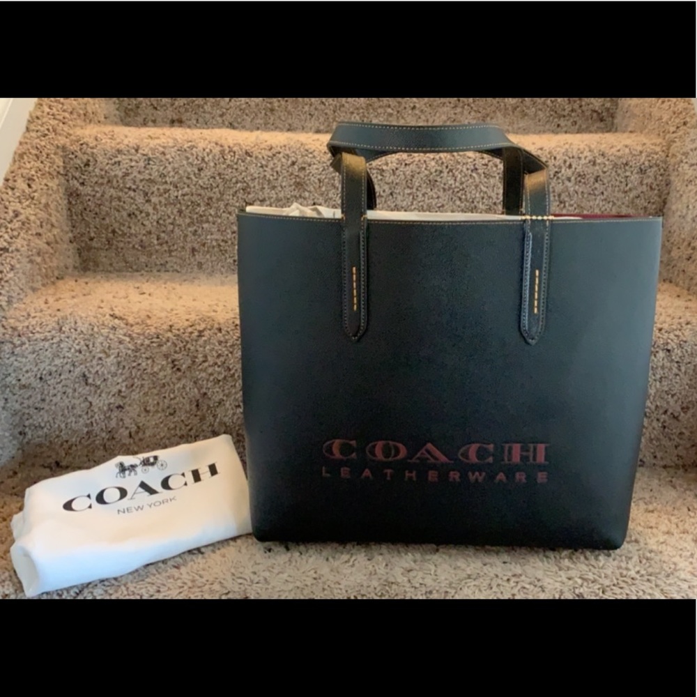 BRAND NEW AUTHENTIC COACH BAG!